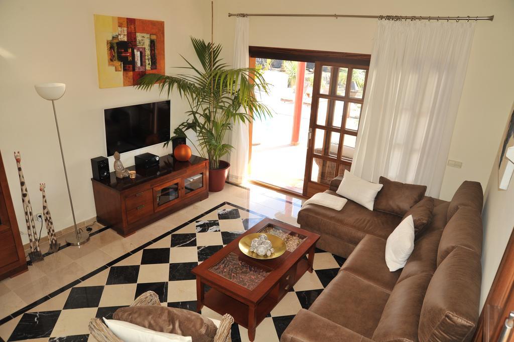 Villa Calero Playa Blanca Oda fotoğraf